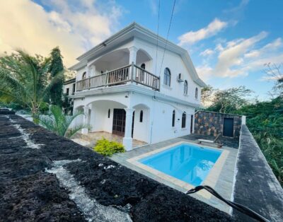 Pereybere – Short Term Rental – Villa