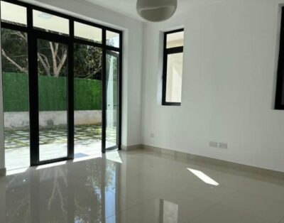 Maison neuve a louer a Ebene